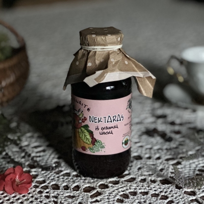 Trijų uogų nektaras "Raganaitė" 300ml-NEKTARAI-traku-lauku-uoga